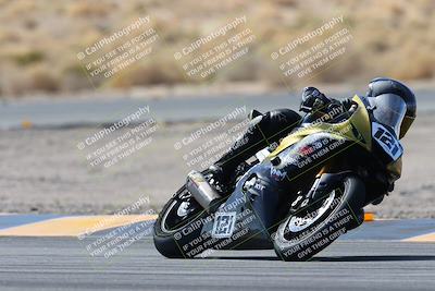 media/Feb-04-2024-SoCal Trackdays (Sun) [[91d6515b1d]]/3-Turn 5 (1045am)/